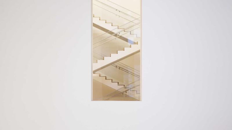 集芳阁香道文化展示：古朴香具与袅袅青烟交织出东方生活美学意境
